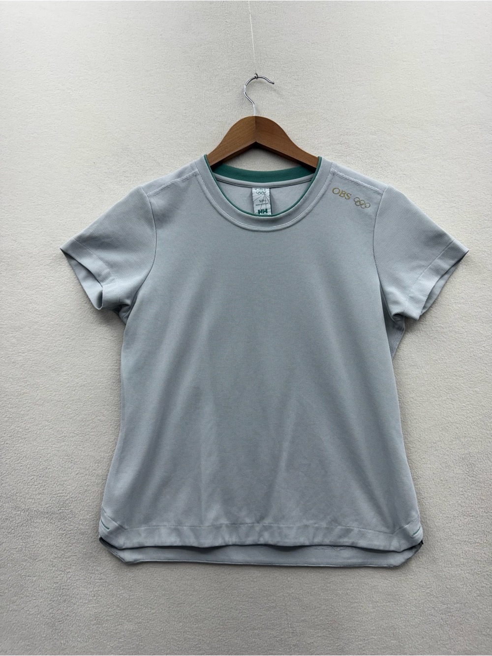 Helly Hansen Women’s Small OBS Tokyo 2020 Olympics Shirt Grey Athletic Tee